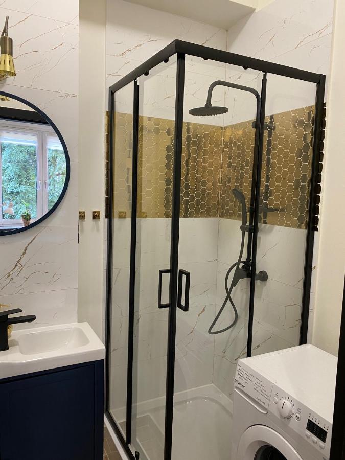 Przytulny I Nowoczesny Apartament Malgosi, 10 Min Pieszo Od Dworca I Galerii Katowice Zewnętrze zdjęcie