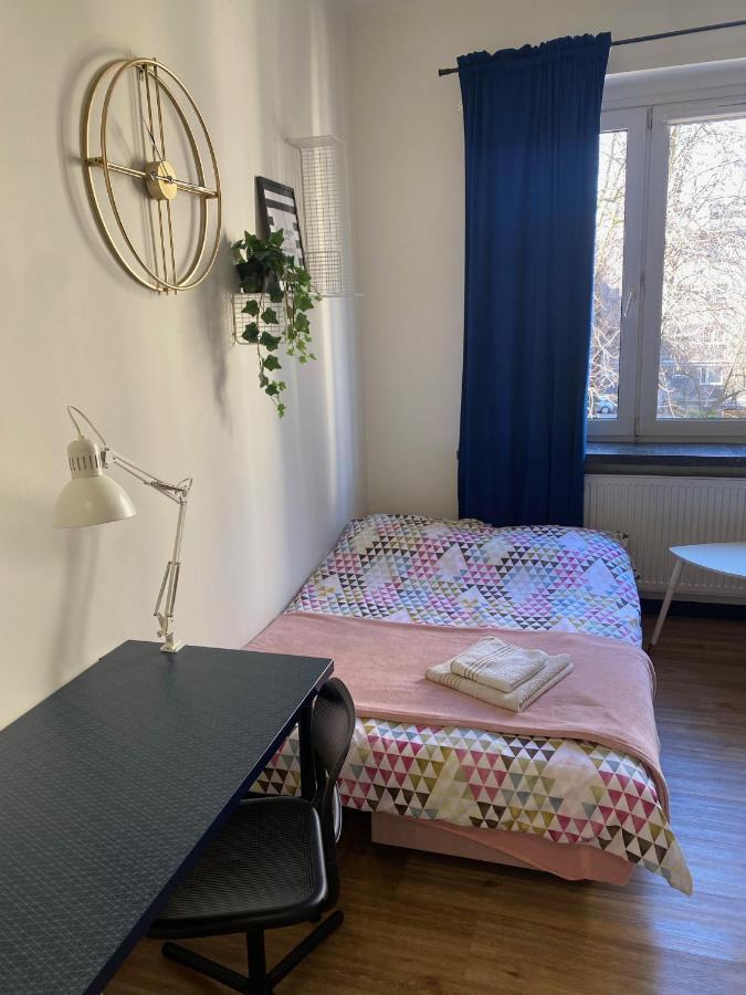 Przytulny I Nowoczesny Apartament Malgosi, 10 Min Pieszo Od Dworca I Galerii Katowice Zewnętrze zdjęcie
